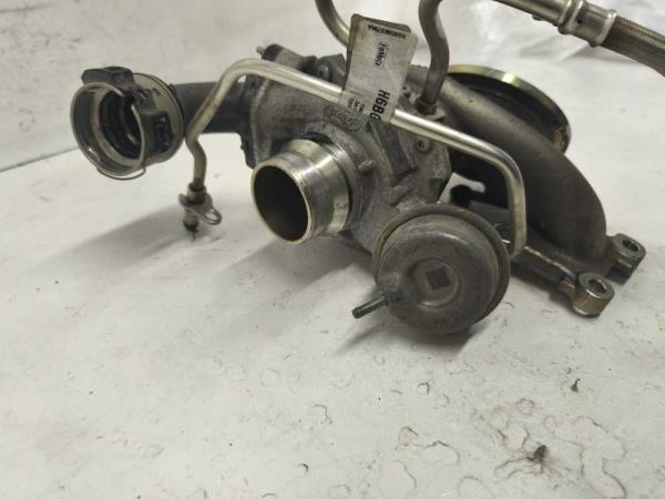 TURBO FORD 1.0 ECOBOOST - Vue 3